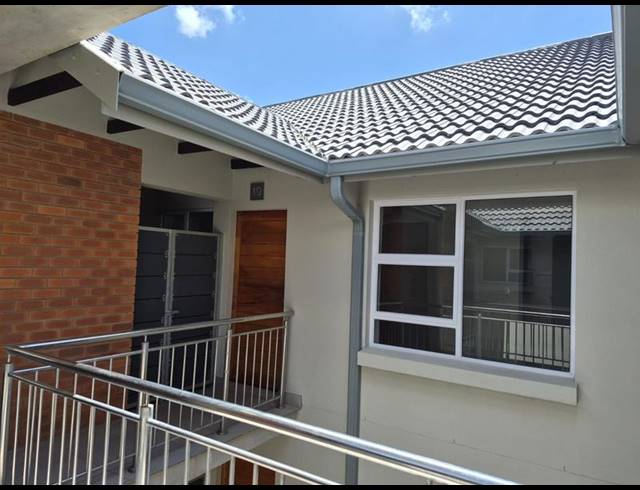 3 BEDROOM APARTMENT FOR SALE IN DORMEHLS DRIFT